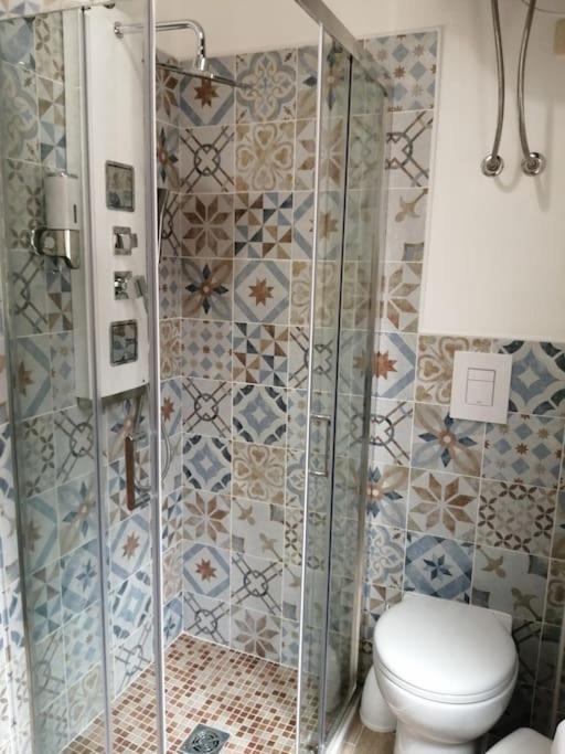 Karaly - Posto Auto/moto Casa vacanze